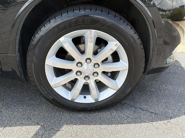 Used 2017 Buick Enclave Premium w/ Experience Buick Package FWD image 11