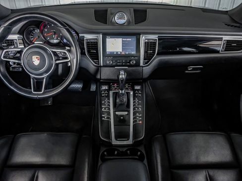 Used 2018 Porsche Macan Sport Edition image 13