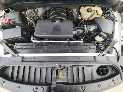 Used 2019 Chevrolet Silverado 1500 LT Trail Boss AWD/4WD image 26