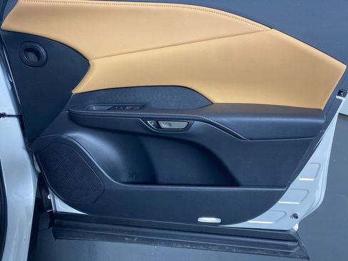 Certified 2025 Lexus RX 350 Premium image 31