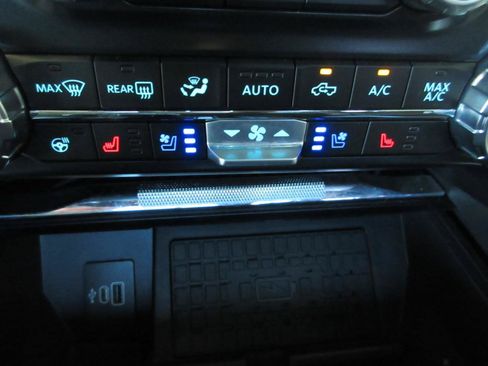 Used 2025 Ford F150 Raptor AWD/4WD image 70