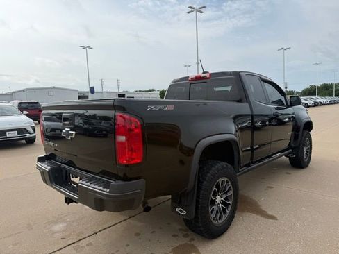 Used 2017 Chevrolet Colorado ZR2 AWD/4WD image 3