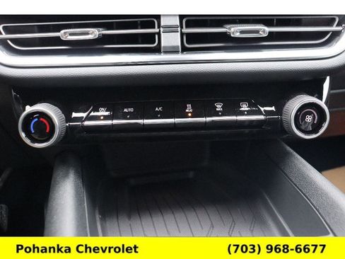 New 2026 Chevrolet Equinox EV LT image 17