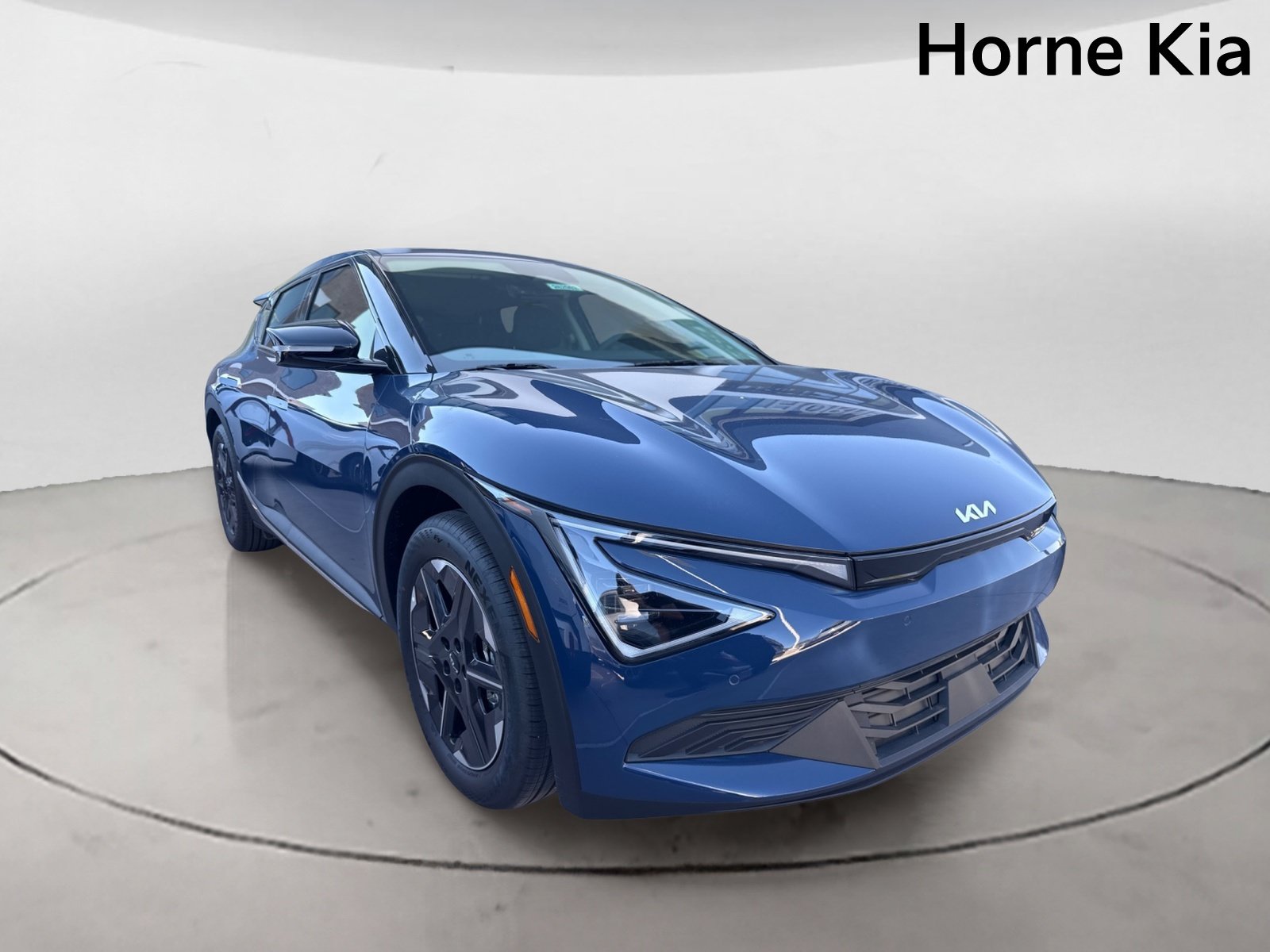 New 2026 Kia EV6 Light RWD image 2
