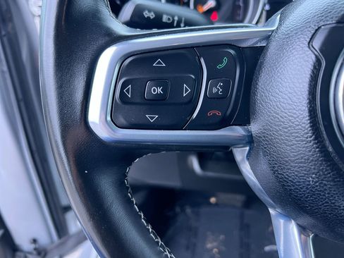 Used 2022 Jeep Gladiator Overland w/ Popular Equipment Package image 16