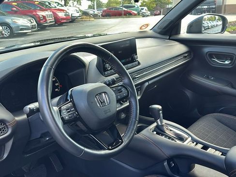 Used 2023 Honda HR-V Sport image 23