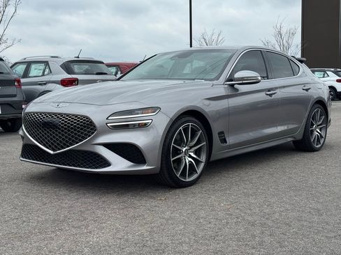 Used 2023 Genesis G70 2.0T image 8