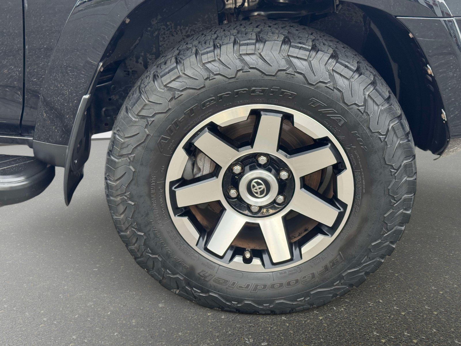 Used 2019 Toyota 4Runner TRD Off-Road Premium AWD/4WD image 8