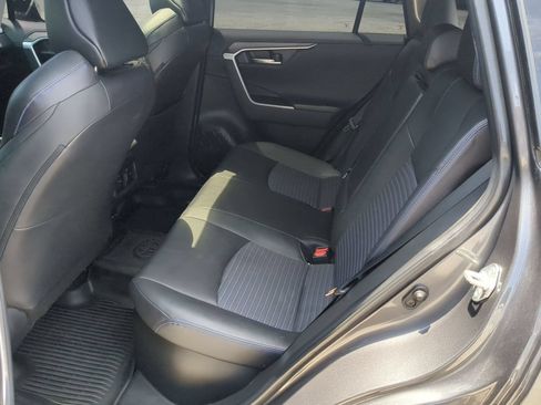 Used 2022 Toyota RAV4 XSE AWD/4WD image 24