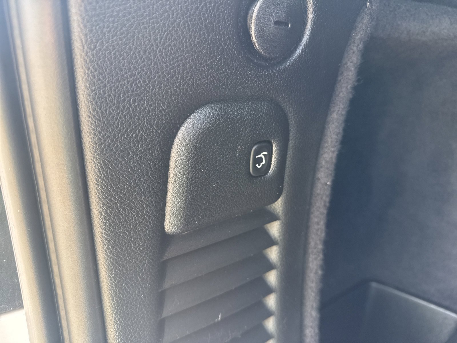 Used 2023 Dodge Durango GT AWD/4WD image 19