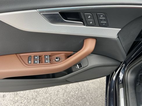 Used 2017 Audi A4 2.0T Premium image 15