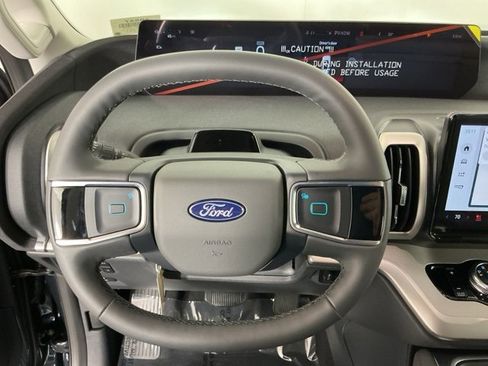 New 2025 Ford Expedition Max Active image 17