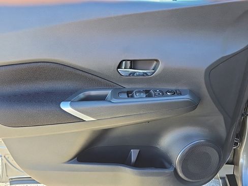 Used 2024 Nissan Kicks SV w/ Interior Electronics Package image 11