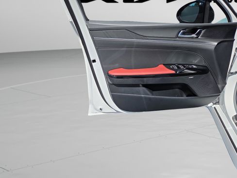 New 2026 Kia K5 GT-Line FWD image 25