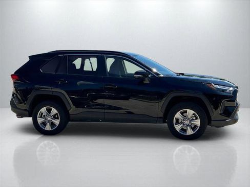 Certified 2025 Toyota RAV4 XLE FWD image 4