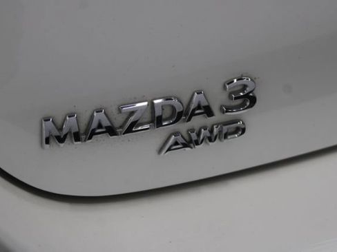 Used 2020 MAZDA MAZDA3 AWD Sedan w/ Select Package image 8