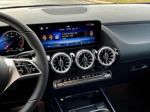 New 2026 Mercedes-Benz GLA 250 4MATIC image 7