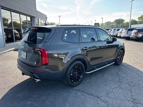 Used 2022 Kia Telluride EX w/ EX Premium Package AWD/4WD image 7