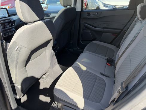 Used 2022 Ford Escape SE w/ Convenience Package image 19