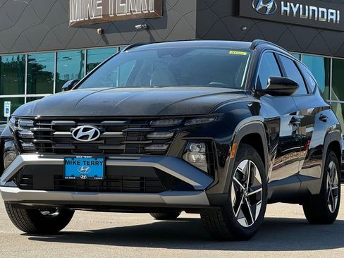 Certified 2025 Hyundai Tucson SEL image 1