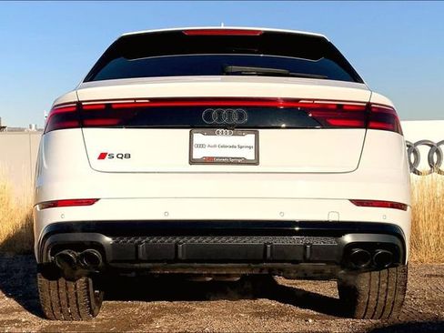 Used 2024 Audi SQ8 Premium Plus w/ Executive Package image 4