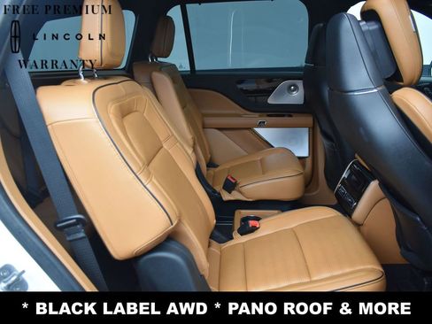 Used 2023 Lincoln Aviator Black Label image 16