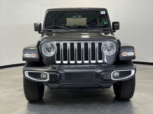 Certified 2022 Jeep Wrangler Unlimited Sahara w/ Cold Weather Group image 2