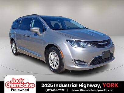 Used 2017 Chrysler Pacifica Touring-L
