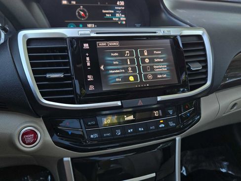 Used 2017 Honda Accord EX-L image 29
