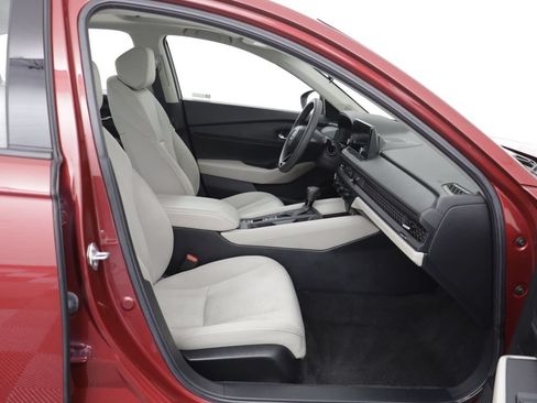 Used 2023 Honda Accord EX image 18