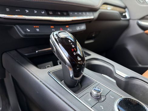 Used 2023 Cadillac XT4 Sport AWD/4WD image 30