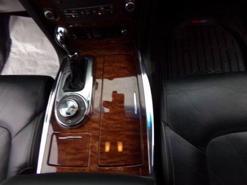 Used 2015 INFINITI QX80 4WD w/ Deluxe Technology Package image 33