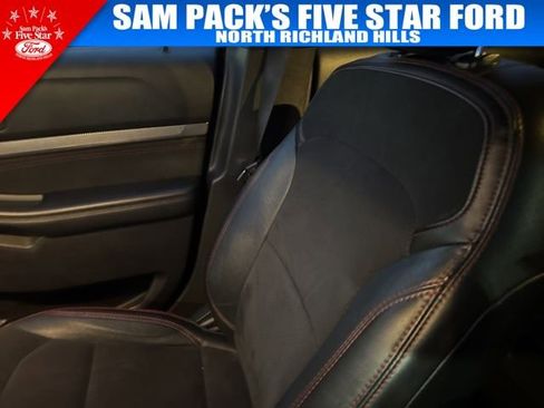 Used 2019 Ford Explorer XLT w/ Equipment Group 202A image 9