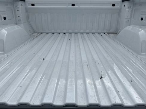 Used 2025 Chevrolet Silverado 1500 LT image 17