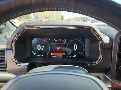 Used 2023 Ford F150 Lariat w/ Trailer Tow Package image 14