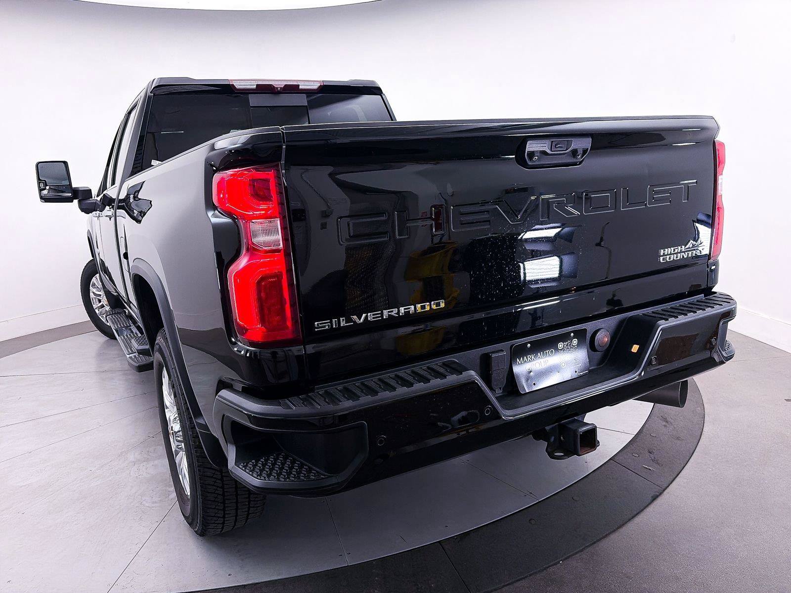Used 2022 Chevrolet Silverado 2500 High Country AWD/4WD image 13