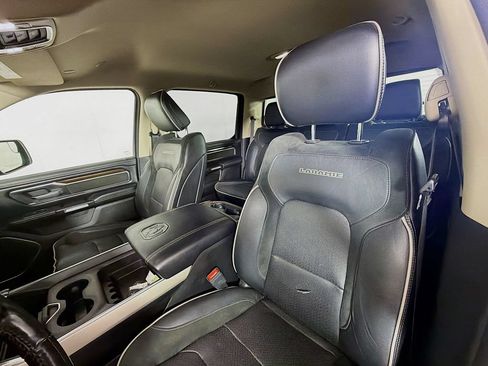 Used 2021 RAM 1500 Laramie AWD/4WD image 12