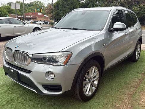Used 2015 BMW X3 xDrive28i AWD/4WD image 3