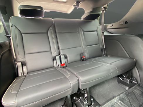 Used 2024 Chevrolet Tahoe Premier AWD/4WD image 27
