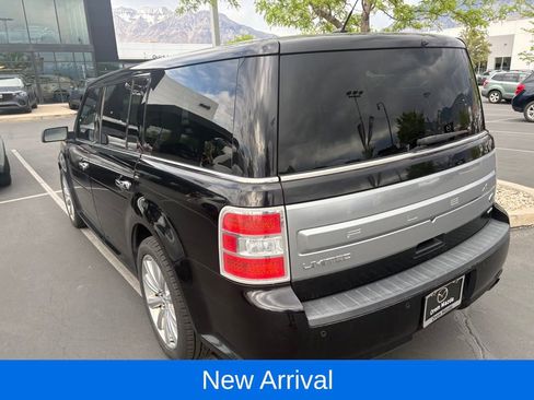 Used 2018 Ford Flex Limited w/ Equipment Group 303A AWD/4WD image 3