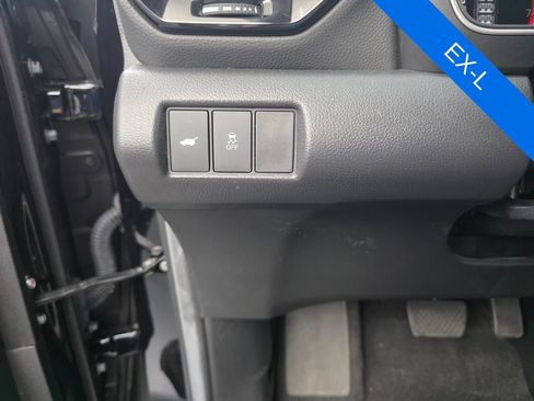 Used 2025 Honda Pilot EX-L image 26