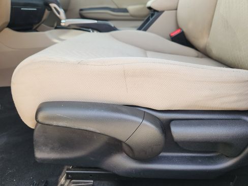 Used 2014 Honda Civic LX image 24