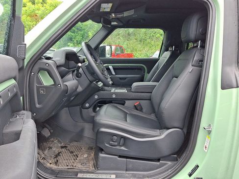 Used 2023 Land Rover Defender 110 75th Limited Edition AWD/4WD image 13