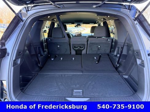Certified 2025 Honda Pilot Sport image 22