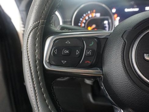 Used 2021 Jeep Gladiator Overland w/ Popular Equipment Package AWD/4WD image 18