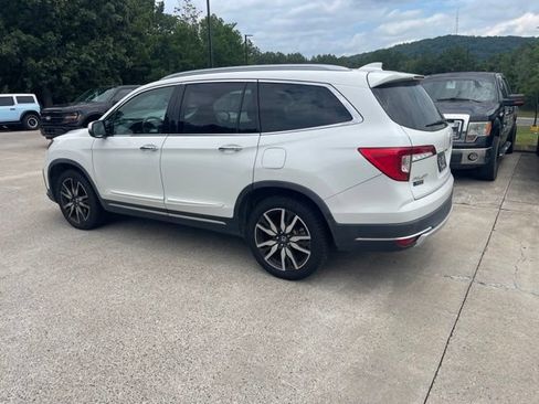 Used 2020 Honda Pilot Touring image 3