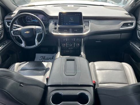Used 2023 Chevrolet Suburban Premier RWD image 14