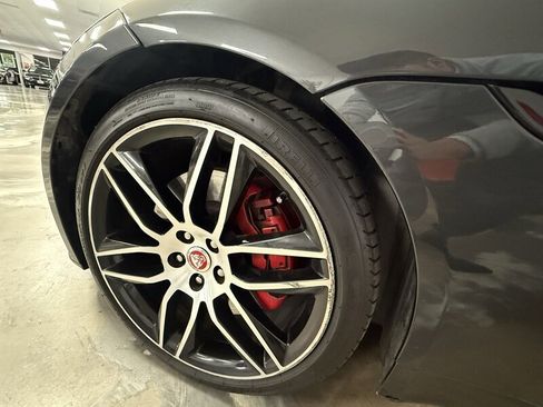 Used 2020 Jaguar F-TYPE Convertible image 15