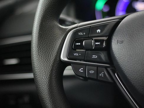 Used 2022 Honda Accord Hybrid image 12