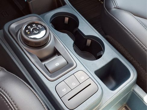 Used 2023 Ford Maverick Lariat w/ Lariat Luxury Package FWD image 21